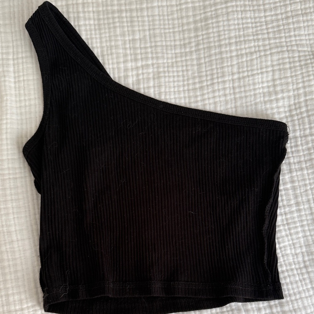 Chic Black One-Shoulder Top